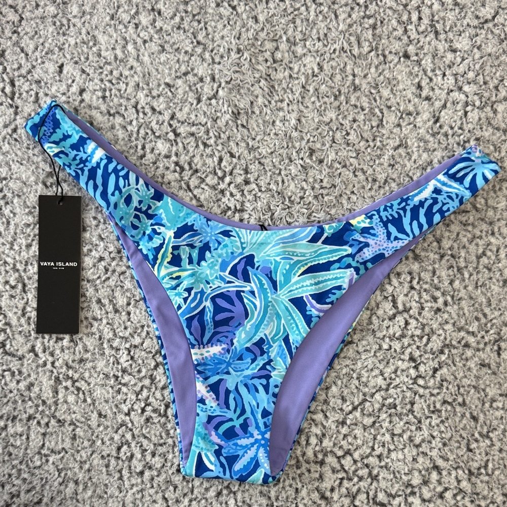 Vaya Island Size M Print Cove, Cheeky Reversible Swim Bottom Style Nemo